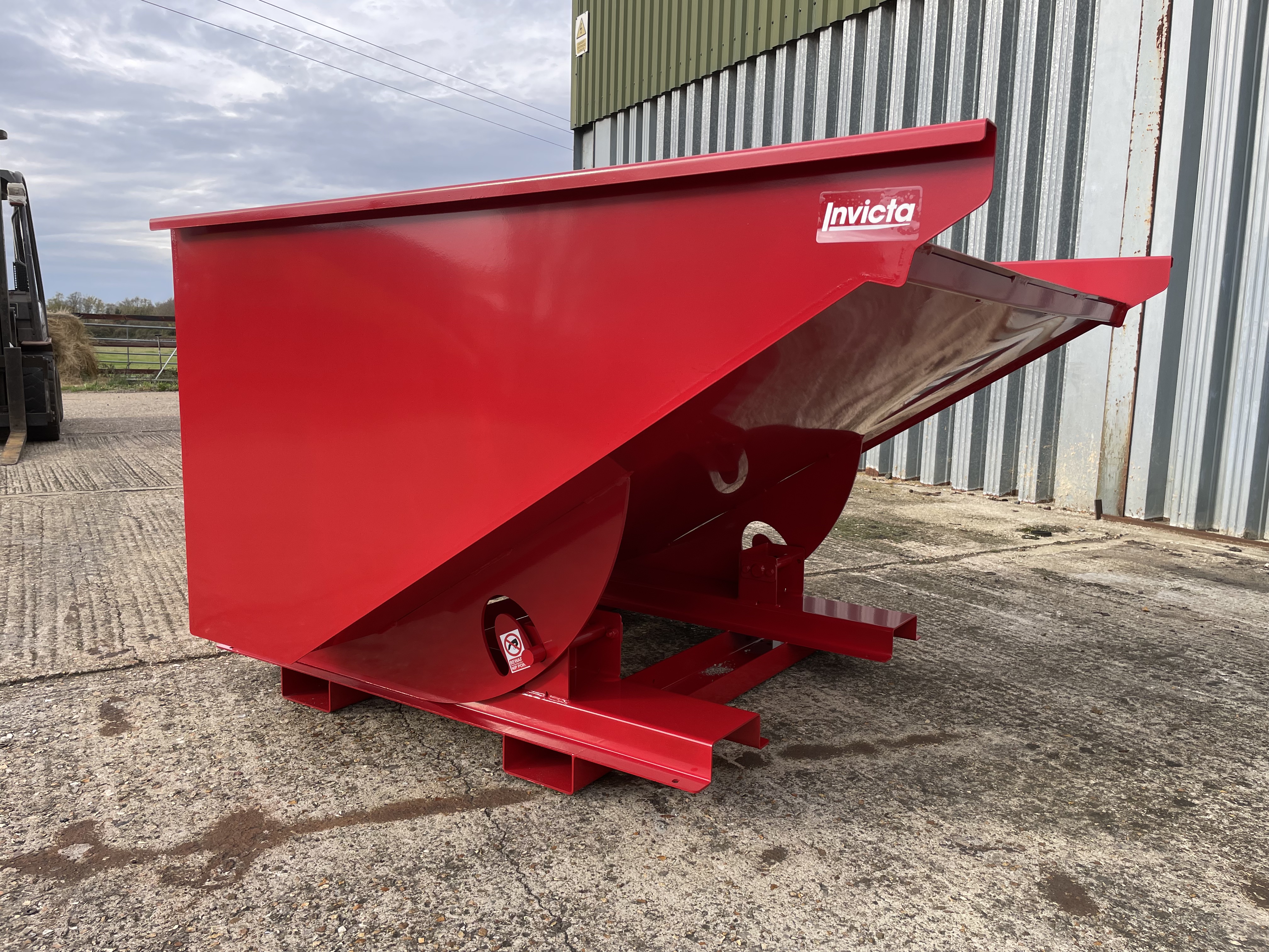 COMBI USE 2000KG SKIPS - detailed view 5 showcasing build quality and product features