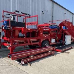 NEW TONG 1800 EASYCLEAN CARETAKER GRADER