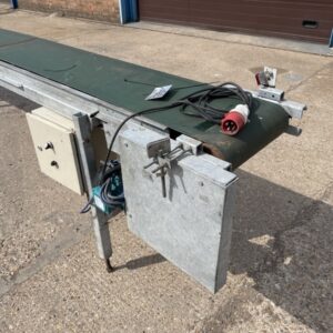 FLAT CONVEYOR 7.5M X 350MM