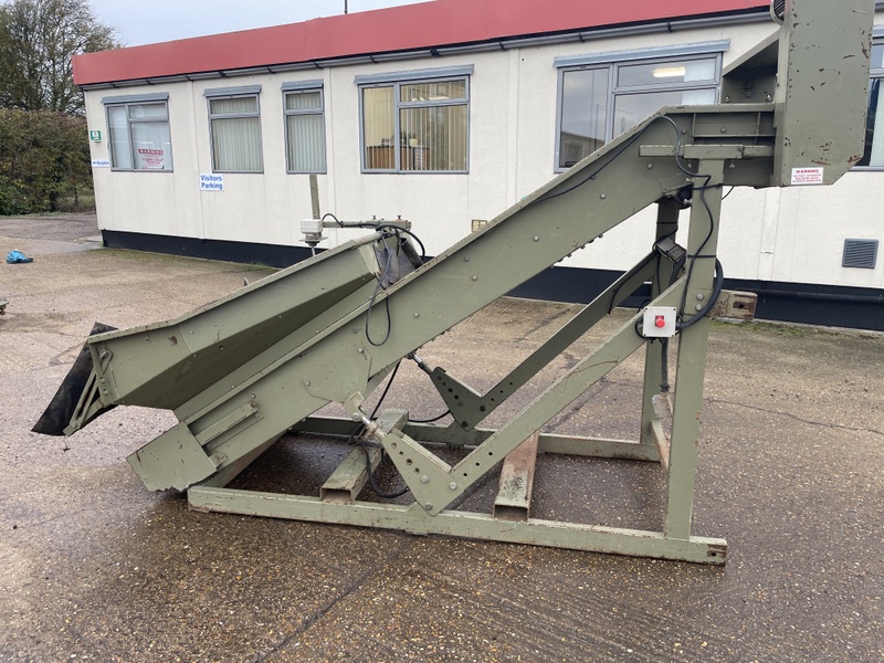 HERBERT FEED ELEVATOR 3.2M X 800MM