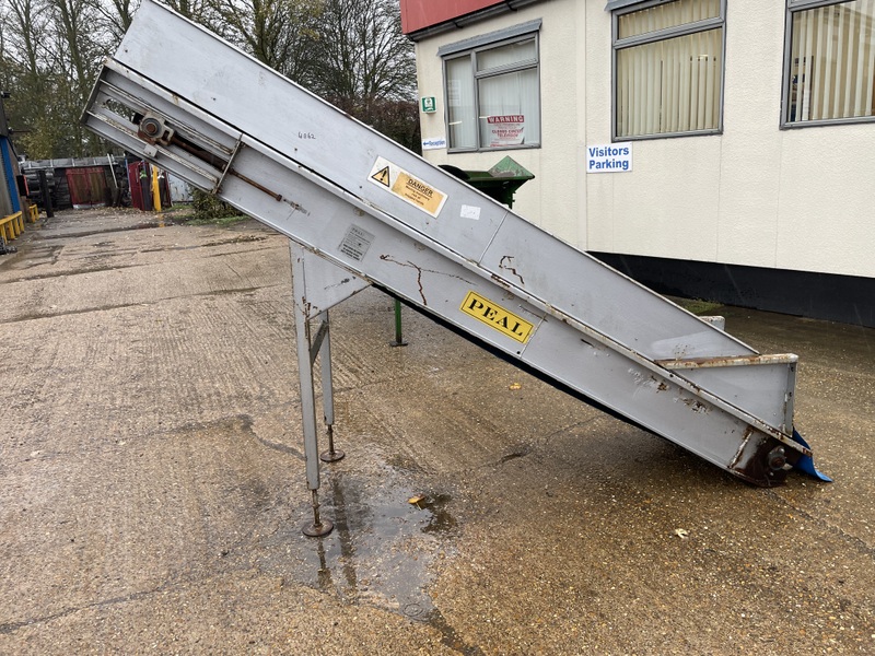 PEAL CLEATED ELEVATOR 3.2M X 600MM - detailed view 2 showcasing build quality and product features