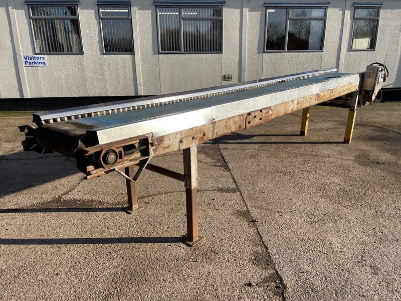 FLAT CONVEYOR WITH FLEXIWALL BELT - detailed view 7 showcasing build quality and product features