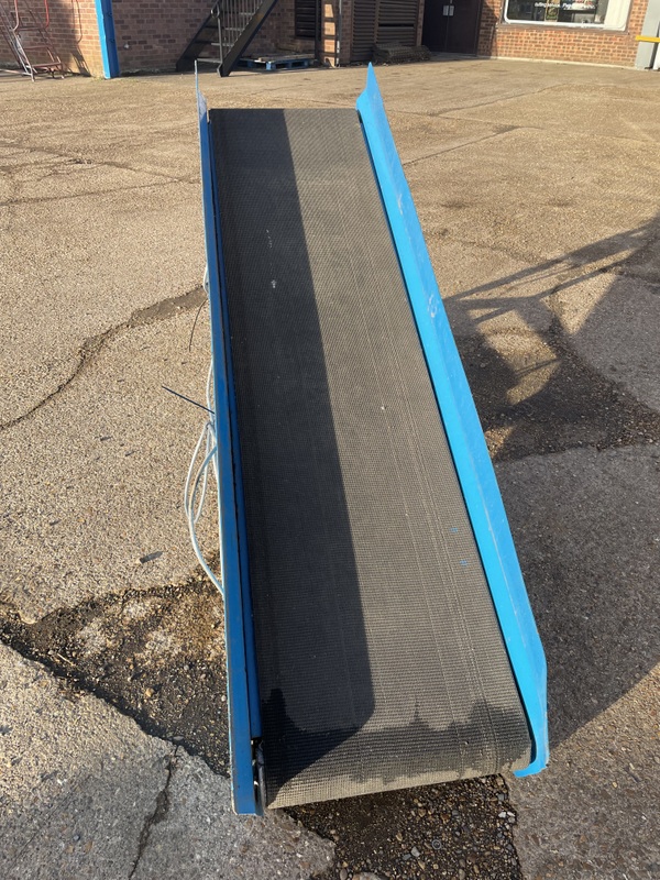 ELEVATOR 2.1M X 500MM - detailed view 3 showcasing build quality and product features