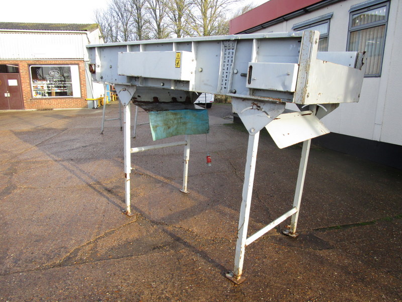 TONG WEB CLEANER - detailed view 5 showcasing build quality and product features