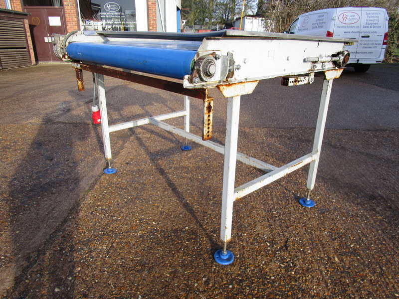 TONG FLAT CONVEYOR 1.1M X 1200MM - detailed view 3 showcasing build quality and product features