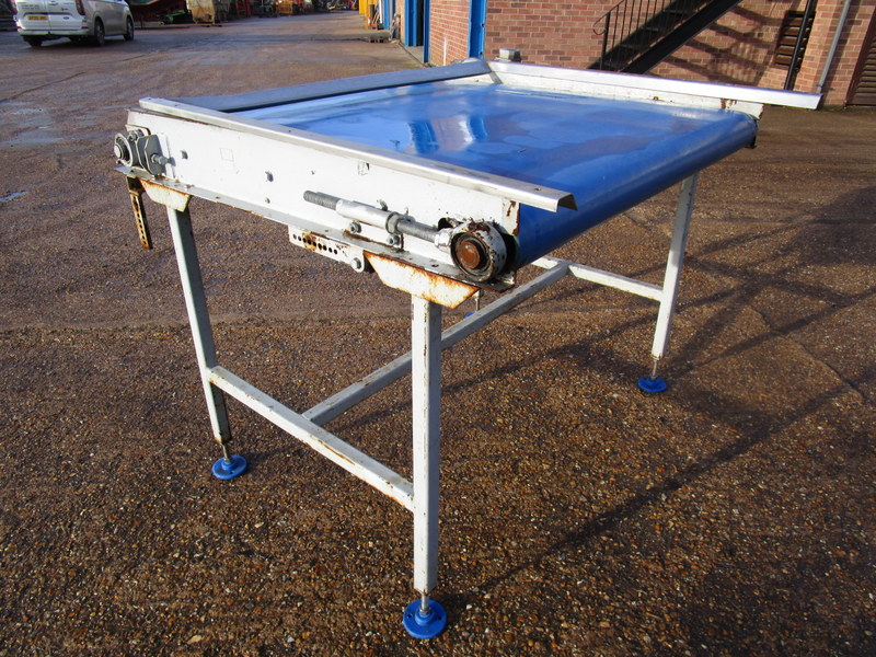 TONG FLAT CONVEYOR 1.1M X 1200MM