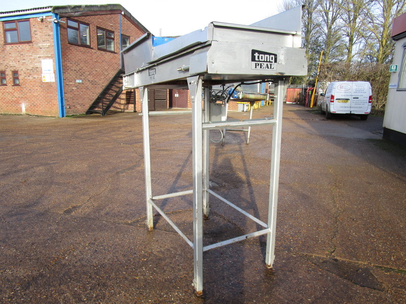 TONG PEAL CONVEYOR 2M X 600MM - detailed view 3 showcasing build quality and product features