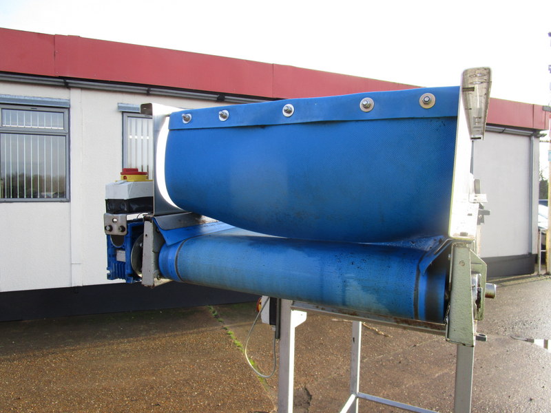 TONG PEAL CONVEYOR 2M X 600MM - detailed view 5 showcasing build quality and product features