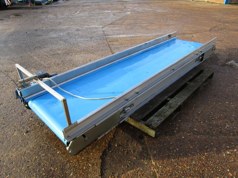 TONG FLAT CONVEYOR 2.5M X 600MM - detailed view 5 showcasing build quality and product features