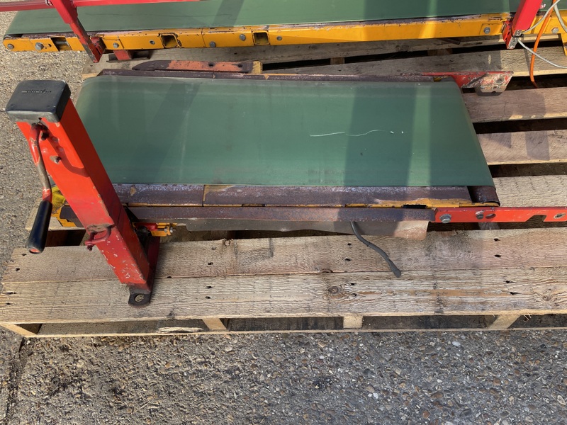 BIJLSMA HERCULES BAG CONVEYOR 2M X 400MM WITH EXTENSION - detailed view 3 showcasing build quality and product features