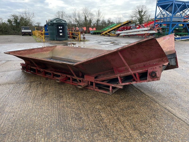 TONG NO.15 HOPPER WITH 900MM WIDE BELT - detailed view 6 showcasing build quality and product features