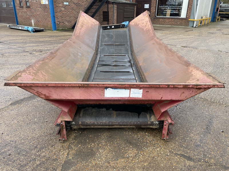 TONG NO.15 HOPPER WITH 900MM WIDE BELT - detailed view 7 showcasing build quality and product features