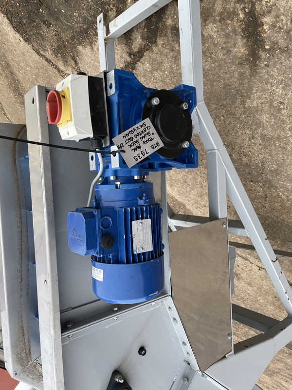 5M TONG SWAN NECK ELEVATOR - detailed view 2 showcasing build quality and product features