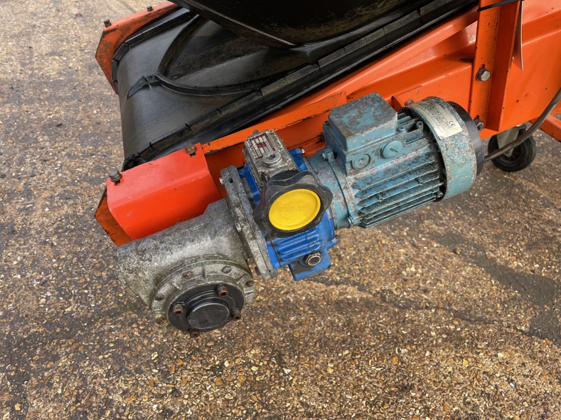 DOWNS BOX FILLER ELEVATOR 4M - detailed view 2 showcasing build quality and product features