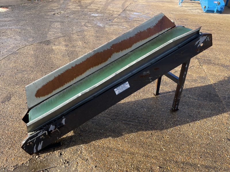 KEVIN SMITH BAG ELEVATOR