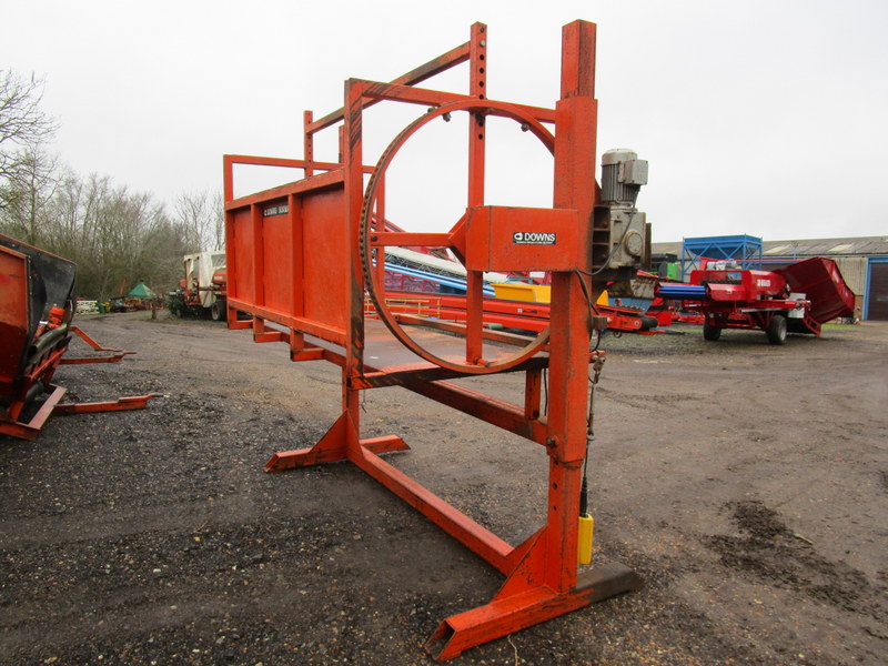 DOWNS BOXMASTER CENTRE PIVOT BOX TIPPER - detailed view 5 showcasing build quality and product features