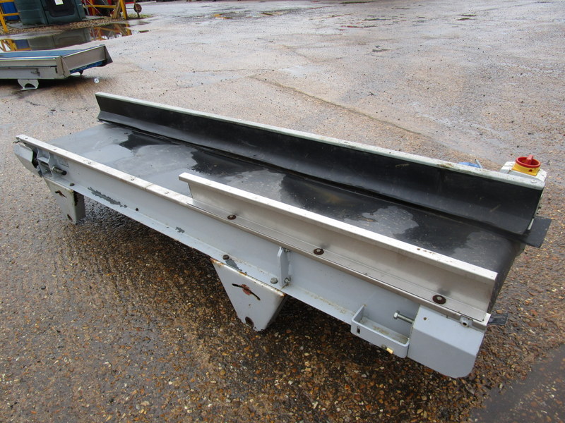 TONG FLAT CONVEYOR 2.2M X 450MM - detailed view 3 showcasing build quality and product features