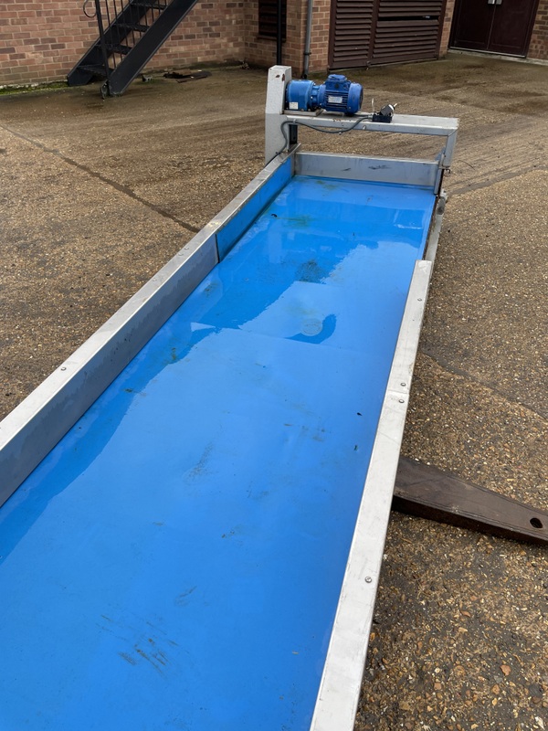 TONG FLAT BELT CONVEYOR 7M X 900MM - detailed view 6 showcasing build quality and product features