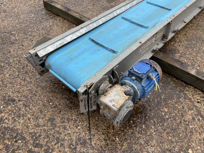 TONG CLEATED CONVEYOR 3.2M X 300MM - detailed view 6 showcasing build quality and product features