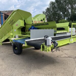 HOPPER AND LOG CLEANER